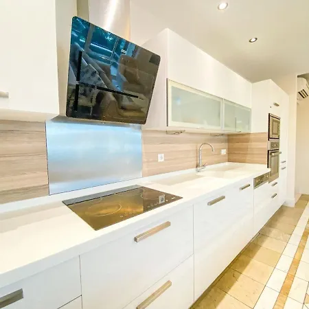 Güzelyalı Apartamento *